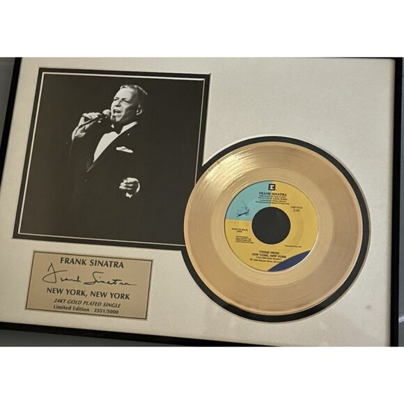 Rare Frank Sinatra "New York" 24KT Gold Plated 45 Single Record Framed Signed - Picture 1 of 10